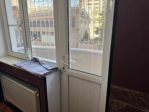 Satılır 3 otaqlı mənzil 125 m²