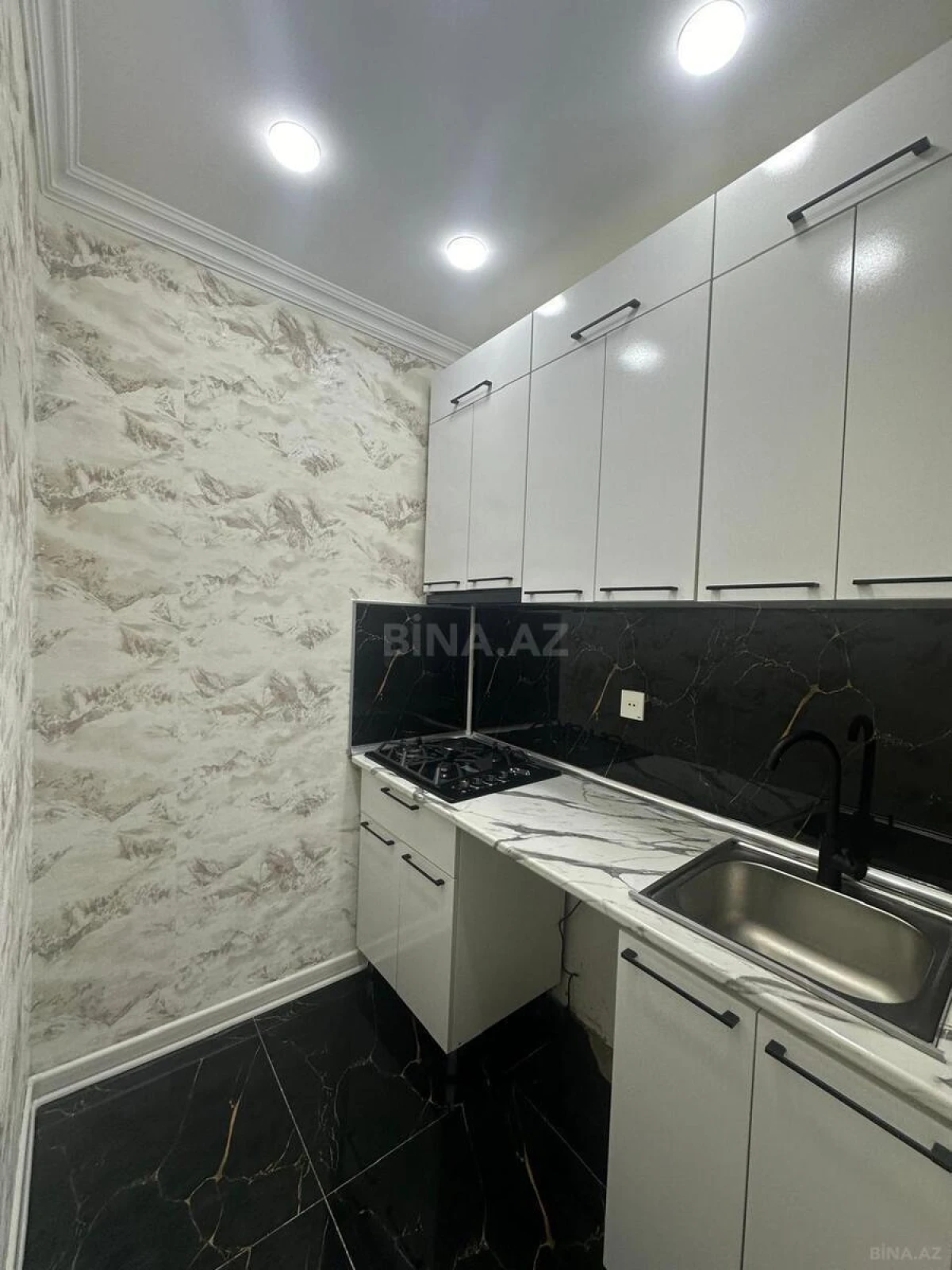Satılır 2 otaqlı mənzil 45 m²