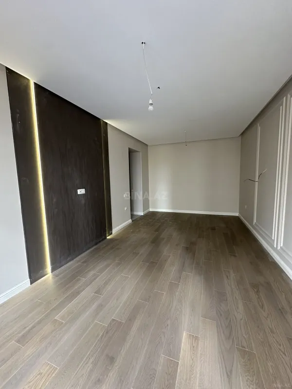 Satılır 2 otaqlı mənzil 67.7 m²