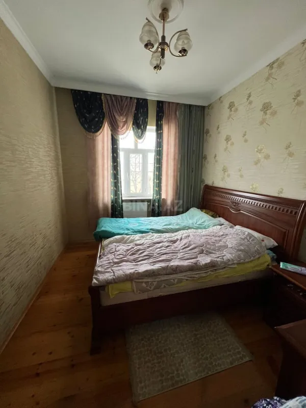 Satılır 4 otaqlı həyət evi 145 m²