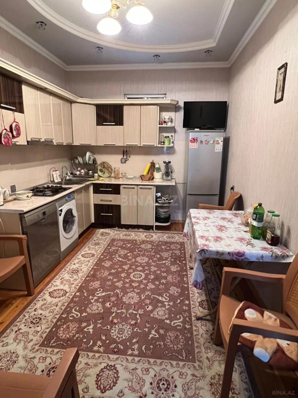 Satılır 4 otaqlı həyət evi 145 m²