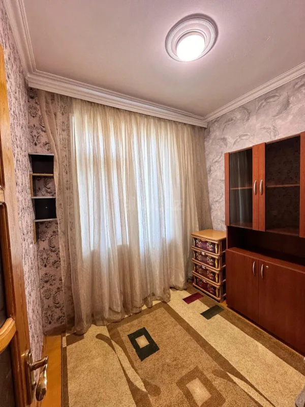 Kirayə verilir 3 otaqlı mənzil 45 m²