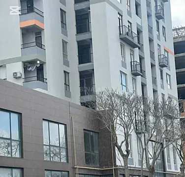 Satılır 2 otaqlı mənzil 76 m²