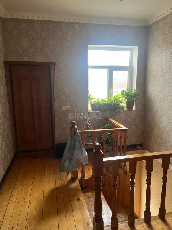 Satılır 4 otaqlı həyət evi 150 m²