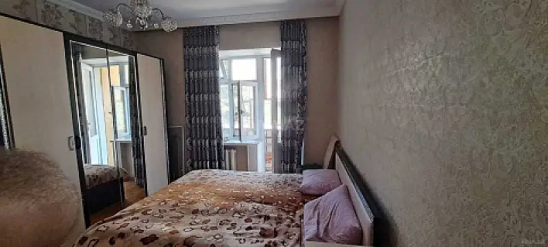 Satılır 2 otaqlı mənzil 47 m²