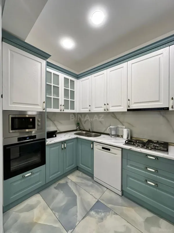 Satılır 3 otaqlı mənzil 92 m²