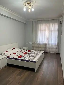 Kirayə verilir 3 otaqlı mənzil 120 m²