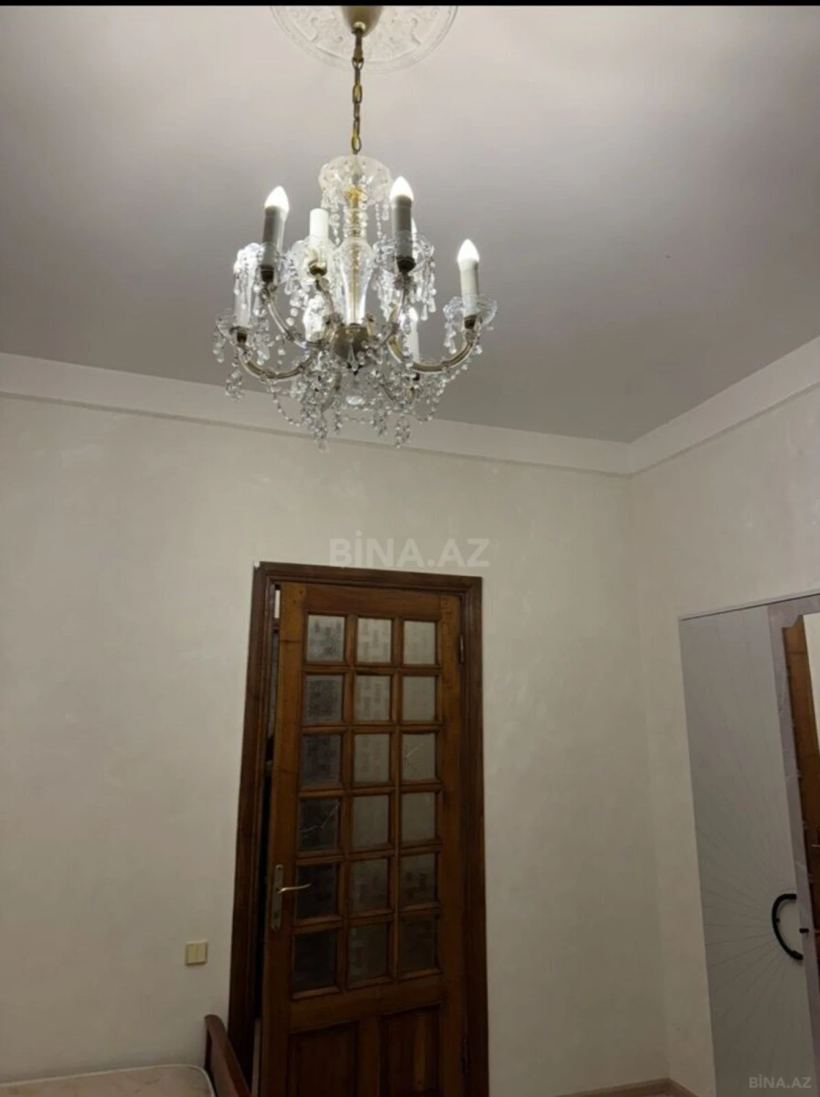 Kirayə verilir 2 otaqlı mənzil 70 m²