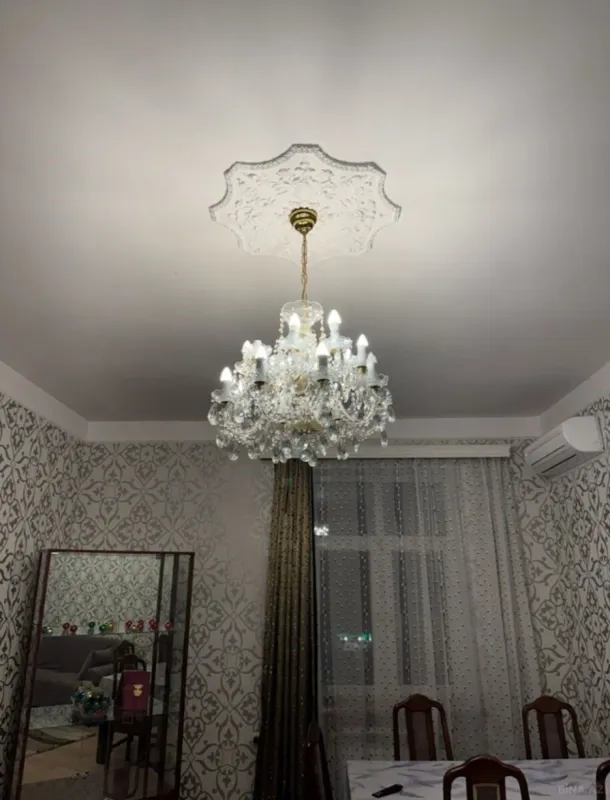Kirayə verilir 2 otaqlı mənzil 70 m²