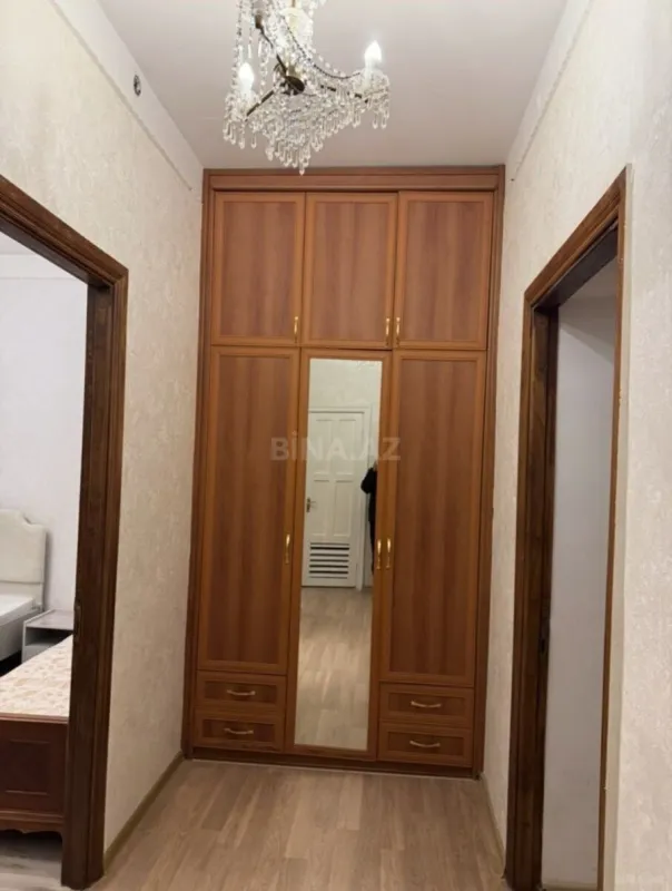 Kirayə verilir 2 otaqlı mənzil 70 m²