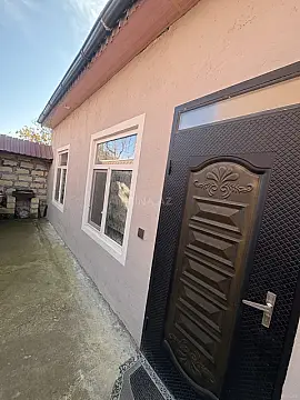 Kirayə verilir 2 otaqlı həyət evi 42 m² — Quba 2 otaq 42.00 m²