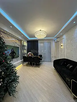 Satılır 3 otaqlı mənzil 98 m²