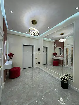Satılır 3 otaqlı mənzil 98 m²