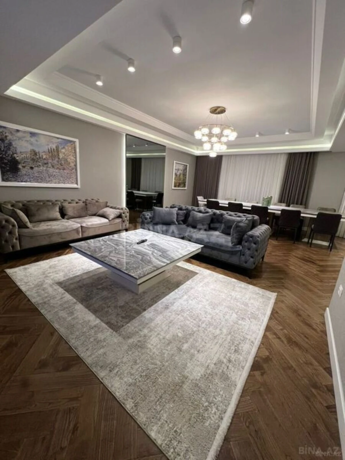 Kirayə verilir 4 otaqlı mənzil 215 m²