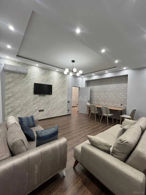 Kirayə verilir 2 otaqlı mənzil 85 m²
