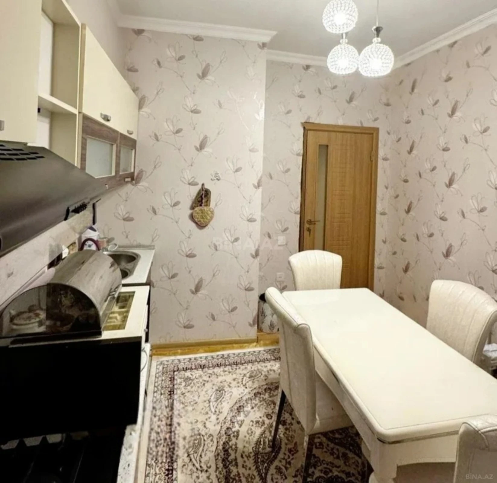 Kirayə verilir 2 otaqlı mənzil 65 m²