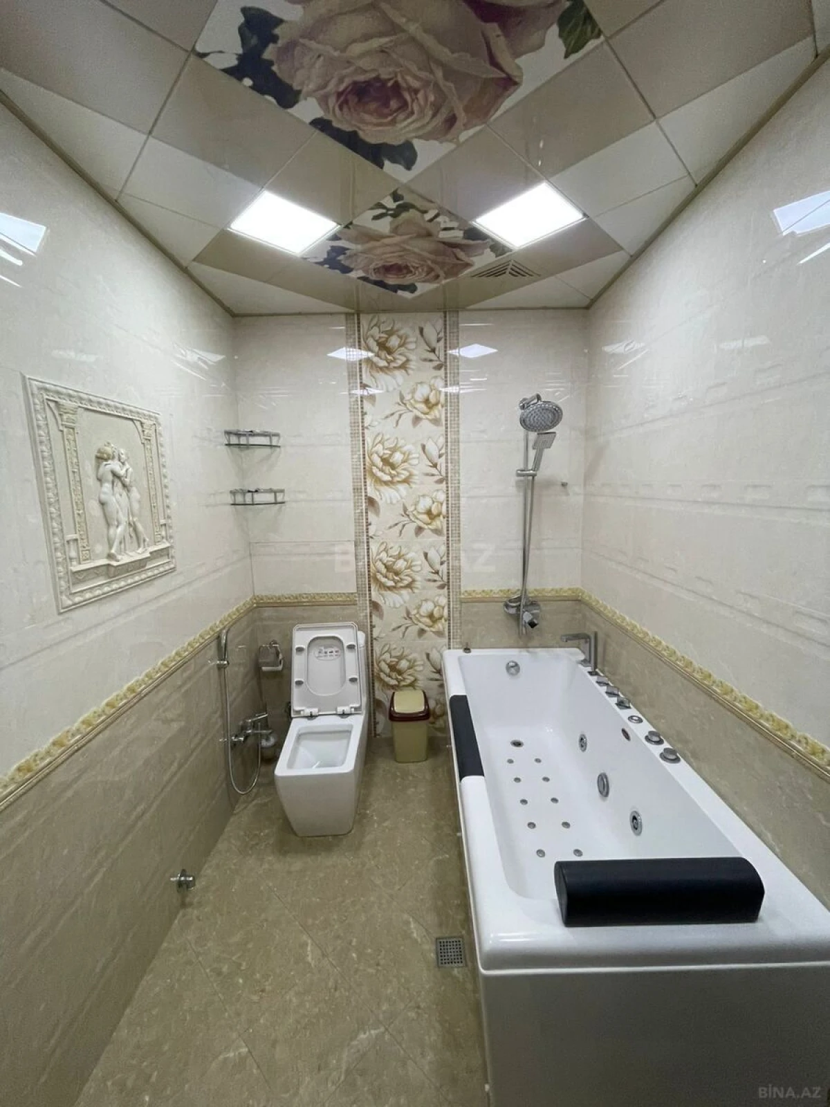 Kirayə verilir 2 otaqlı mənzil 95 m²