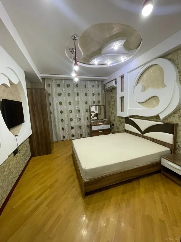 Kirayə verilir 2 otaqlı mənzil 95 m²