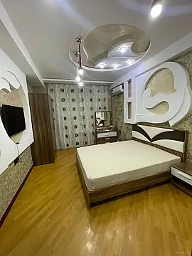 Kirayə verilir 2 otaqlı mənzil 95 m²