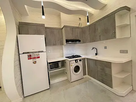 Kirayə verilir 3 otaqlı mənzil 110 m²