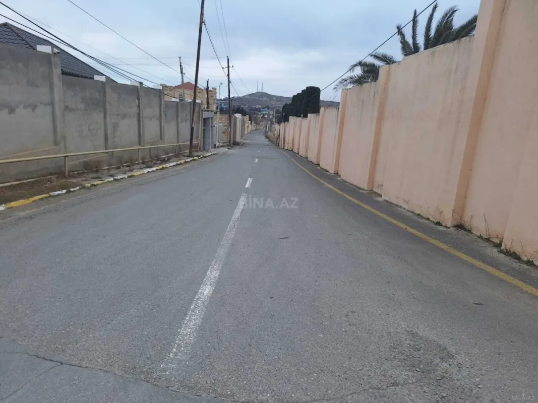 Satılır torpaq sahəsi 4 m²