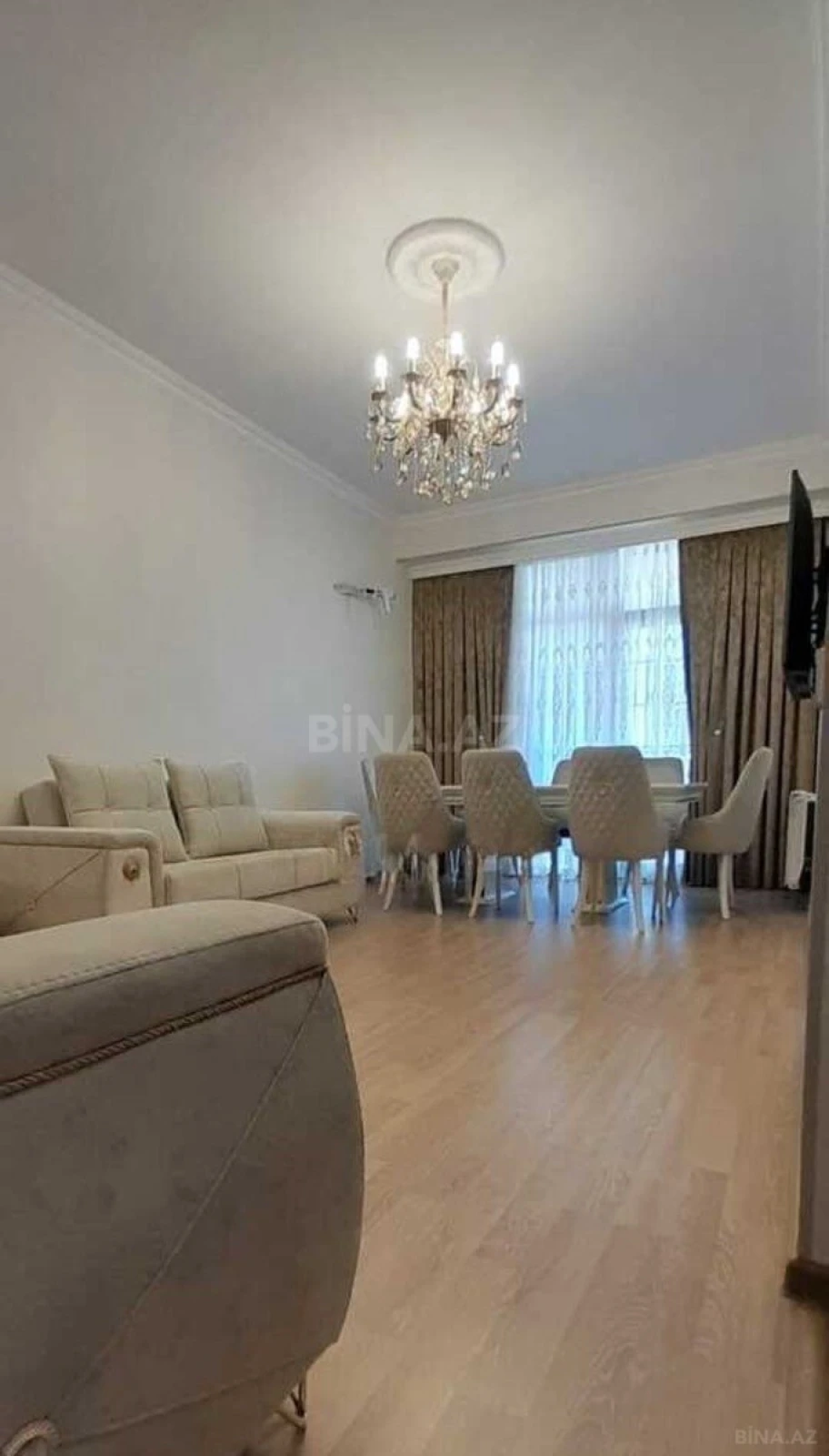 Satılır 3 otaqlı mənzil 101 m²