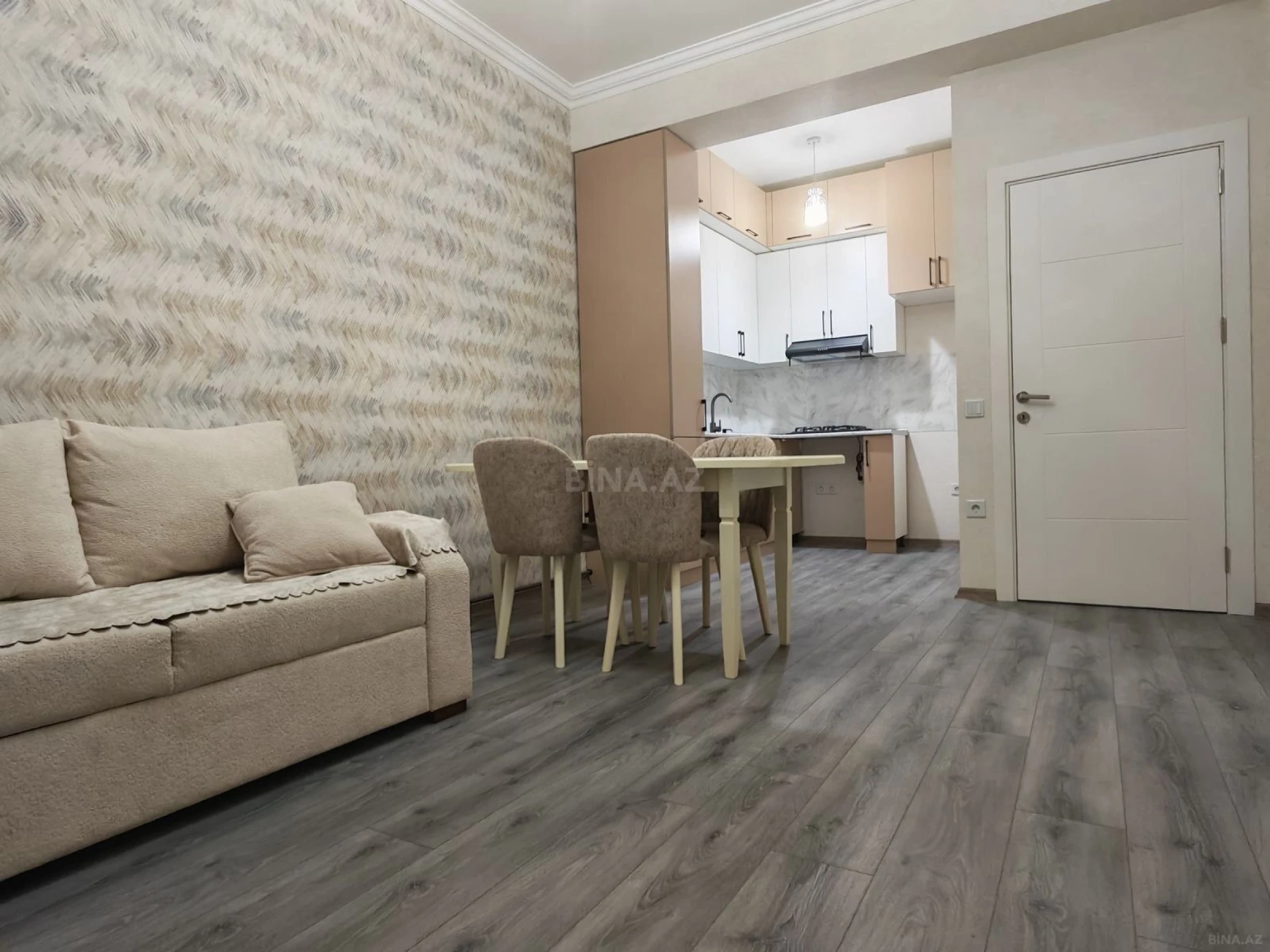 Kirayə verilir 2 otaqlı mənzil 50 m²
