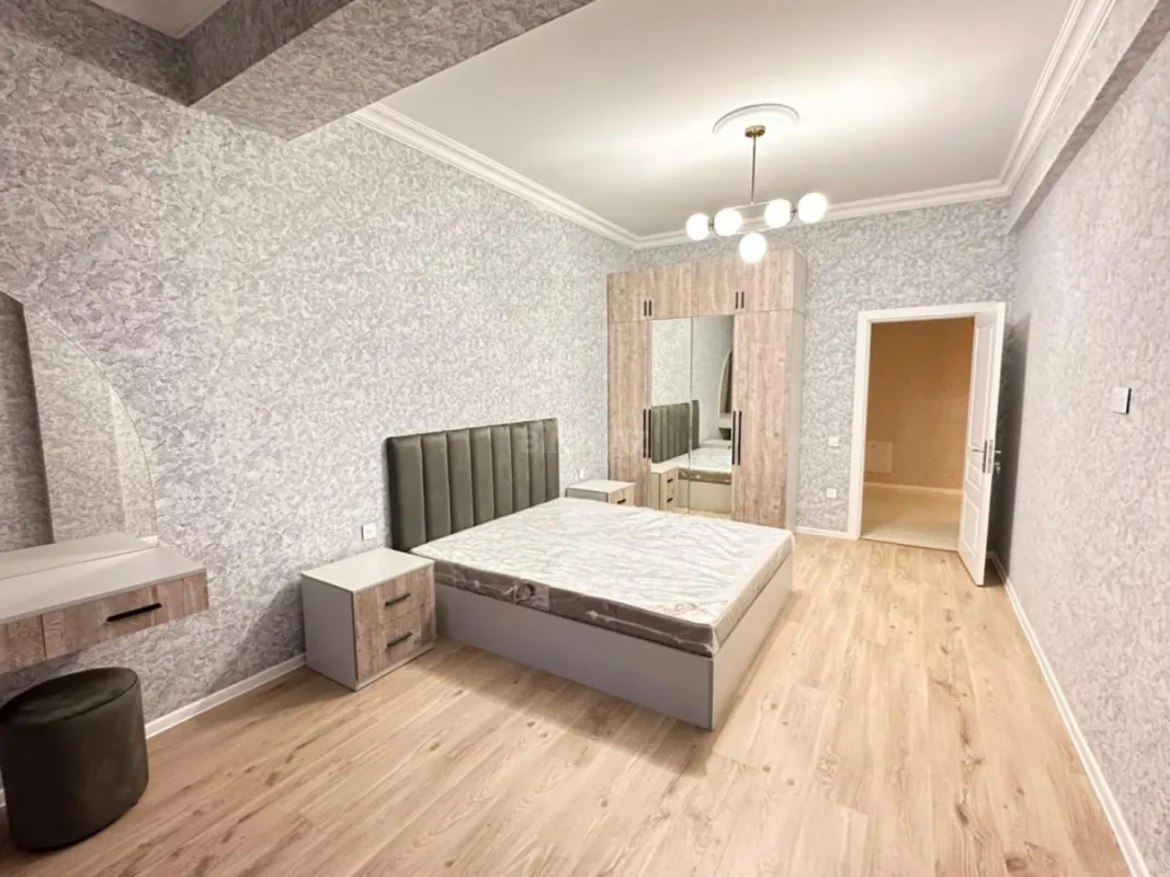 Kirayə verilir 3 otaqlı mənzil 95 m²