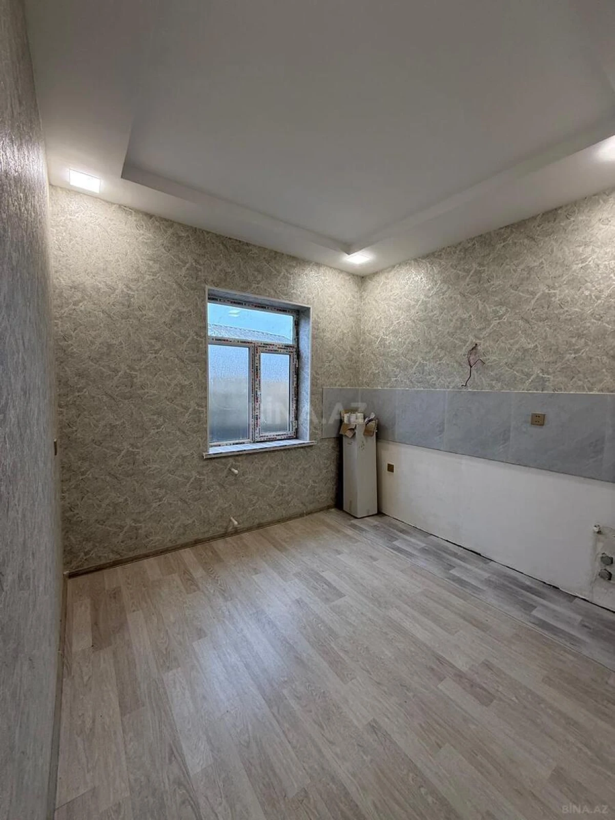Satılır 6 otaqlı həyət evi 150 m²