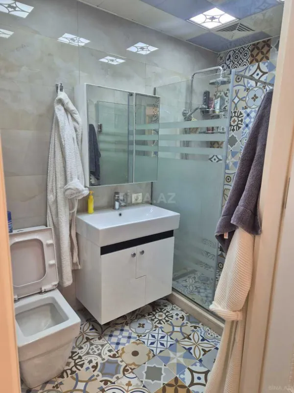 Satılır 2 otaqlı mənzil 70 m²