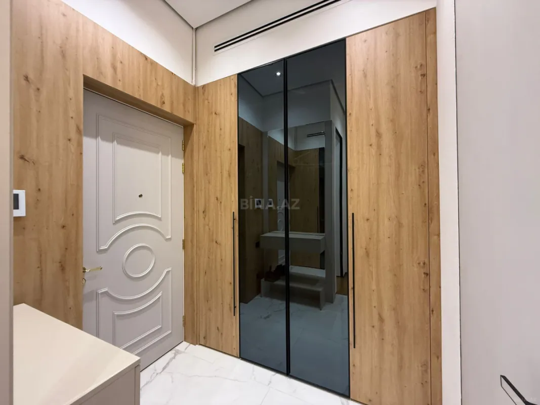 Satılır 2 otaqlı mənzil 62 m²