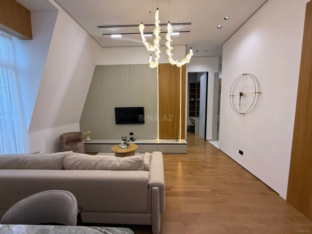 Satılır 2 otaqlı mənzil 62 m²
