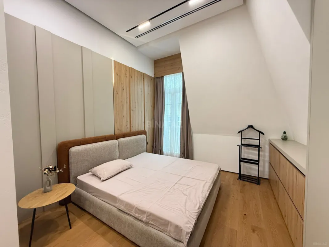 Satılır 2 otaqlı mənzil 62 m²