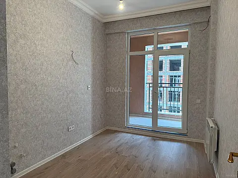 Satılır 2 otaqlı mənzil 92 m²