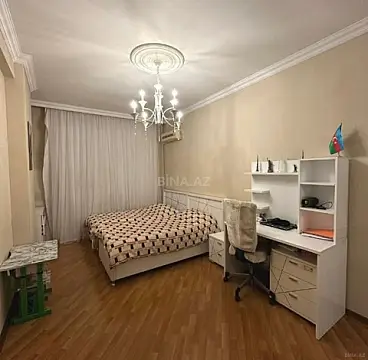 Satılır 3 otaqlı mənzil 128 m²