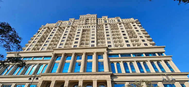 Satılır 4 otaqlı mənzil 153 m²