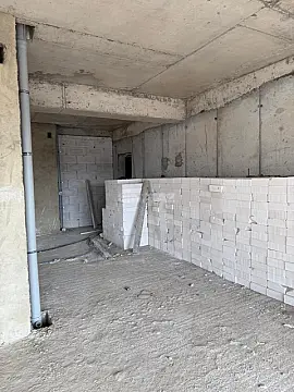 Satılır 3 otaqlı mənzil 124 m²
