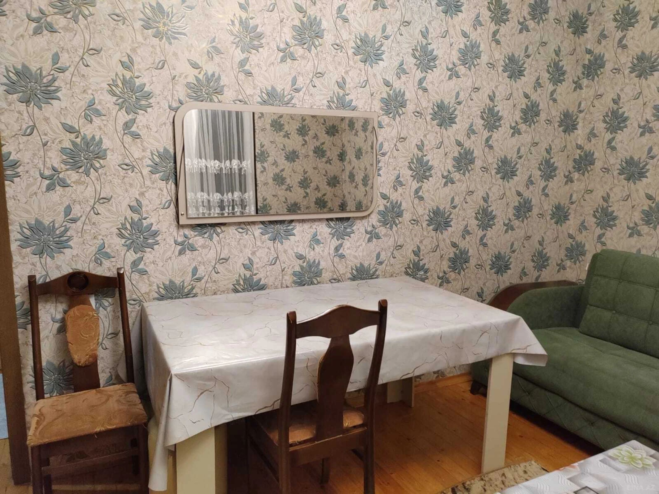 Kirayə verilir 2 otaqlı mənzil 65 m²