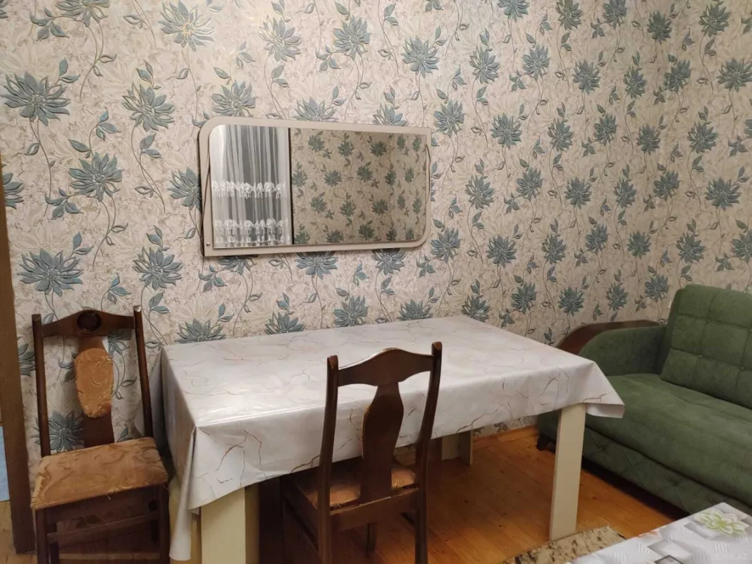 Kirayə verilir 2 otaqlı mənzil 65 m²