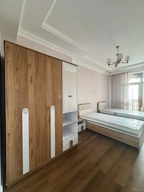 Kirayə verilir 3 otaqlı mənzil 105 m²