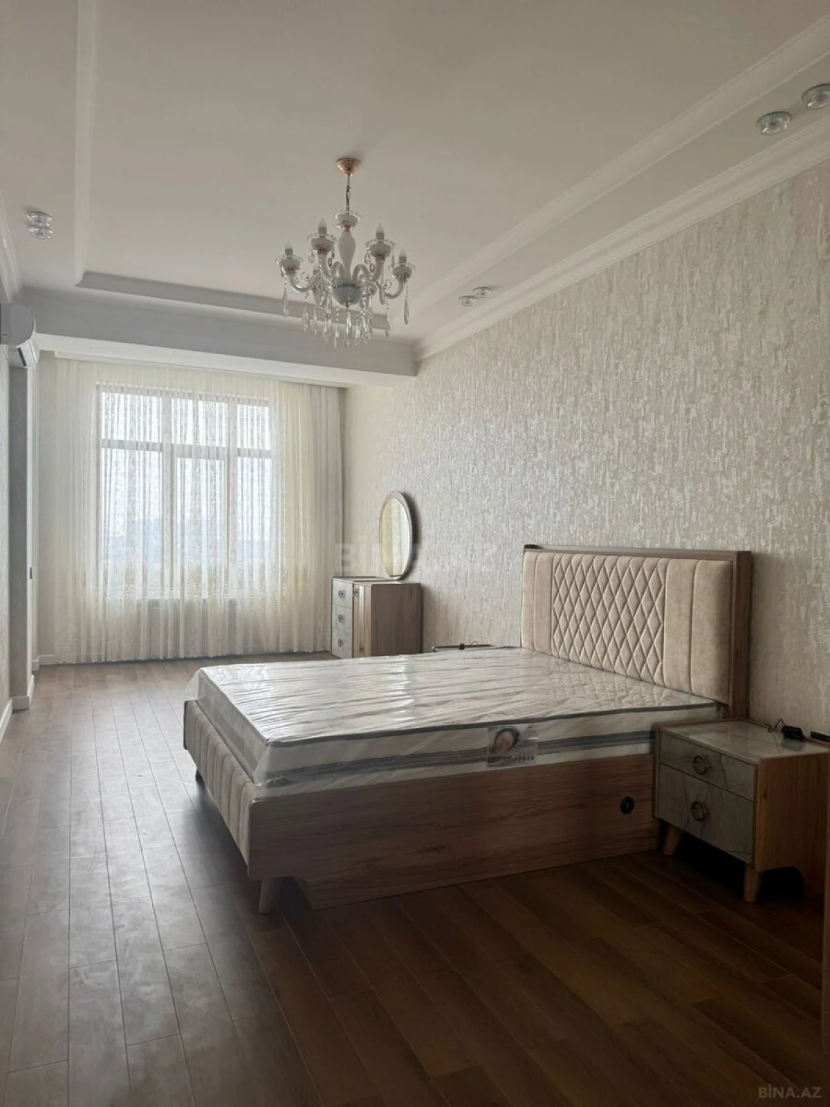 Kirayə verilir 3 otaqlı mənzil 105 m²