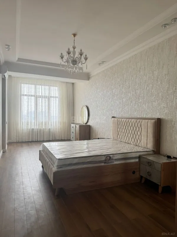 Kirayə verilir 3 otaqlı mənzil 105 m²