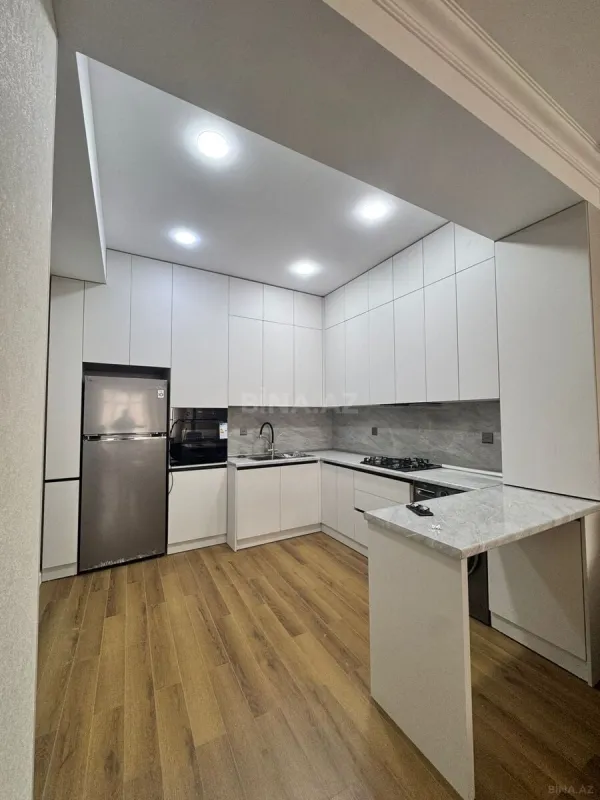 Kirayə verilir 3 otaqlı mənzil 105 m²