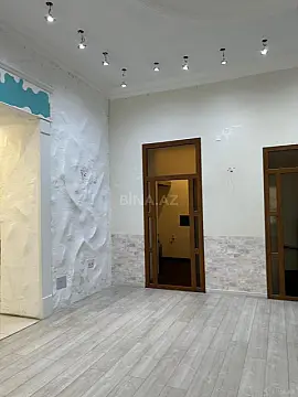 Kirayə verilir obyekt 90 m²