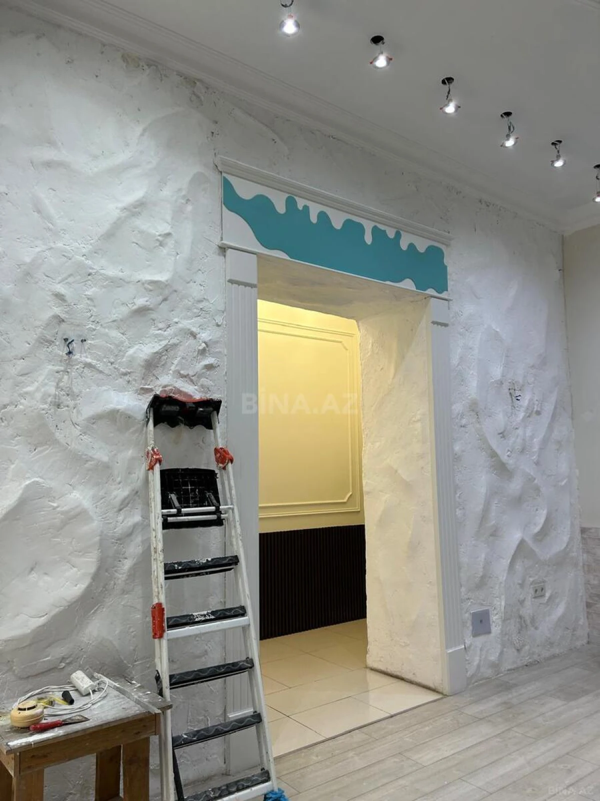 Kirayə verilir obyekt 90 m²