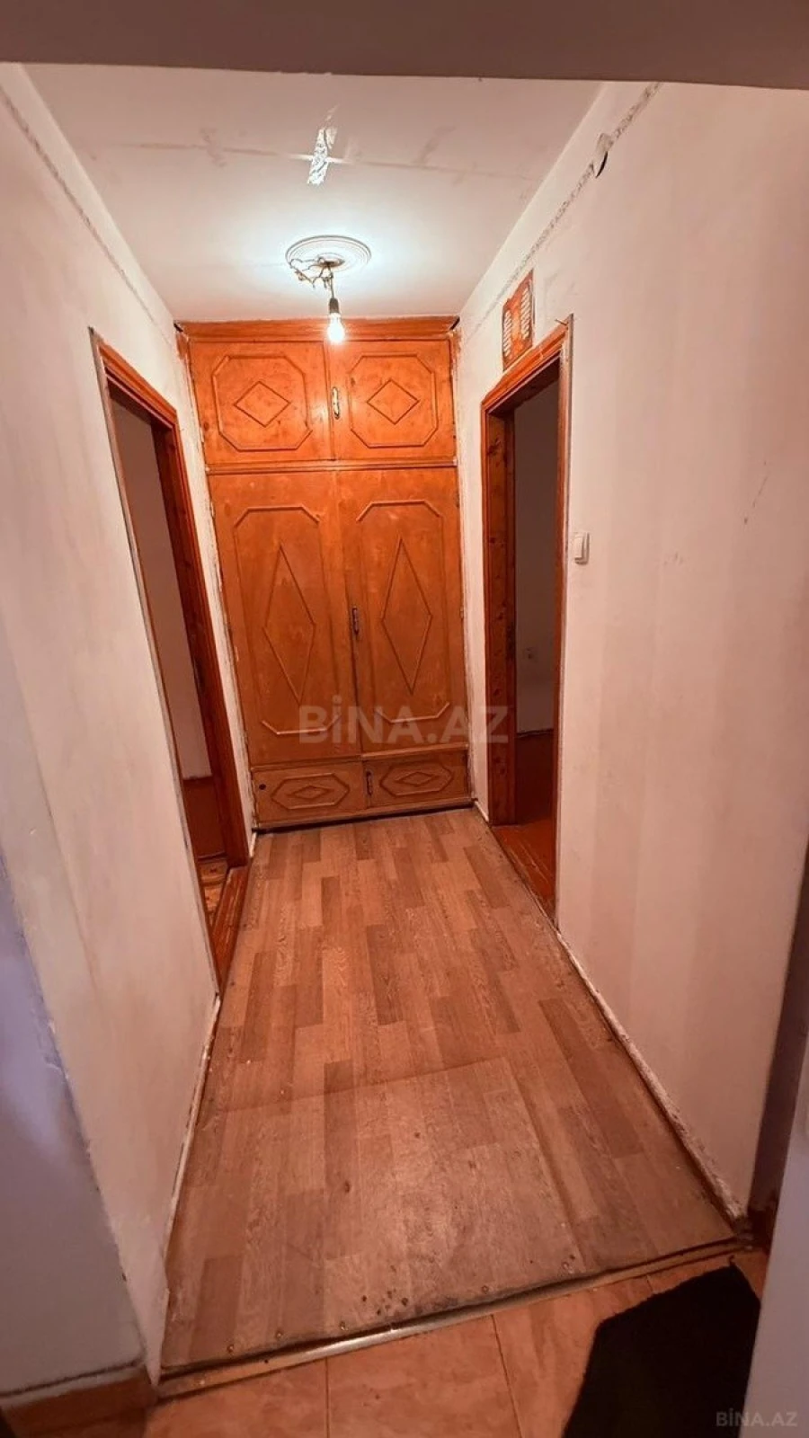 Satılır 2 otaqlı mənzil 96 m²