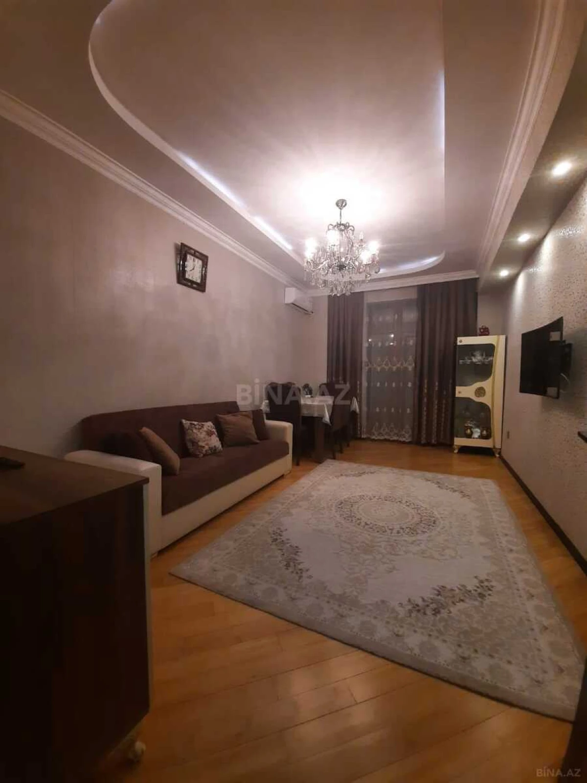 Satılır 2 otaqlı mənzil 62 m²
