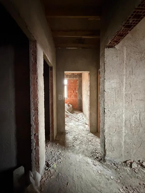 Satılır 4 otaqlı mənzil 110 m²