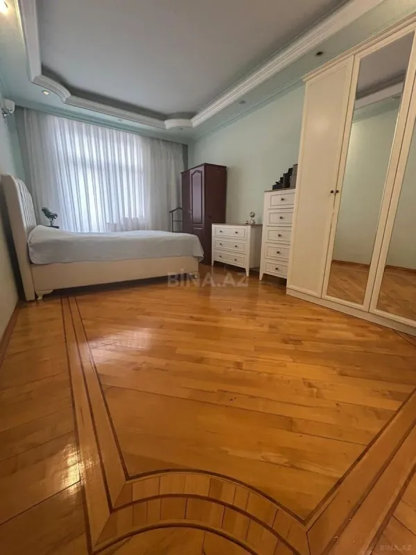 Satılır 3 otaqlı mənzil 100 m²