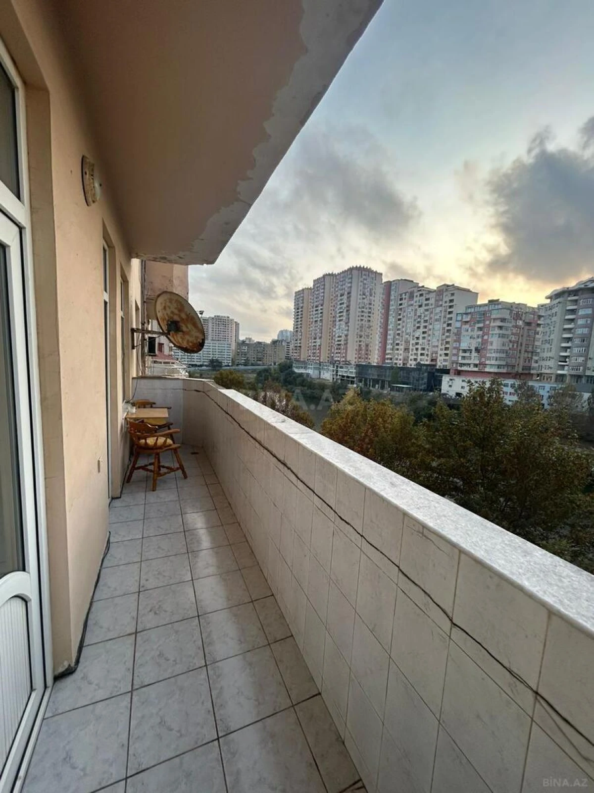 Satılır 3 otaqlı mənzil 100 m²